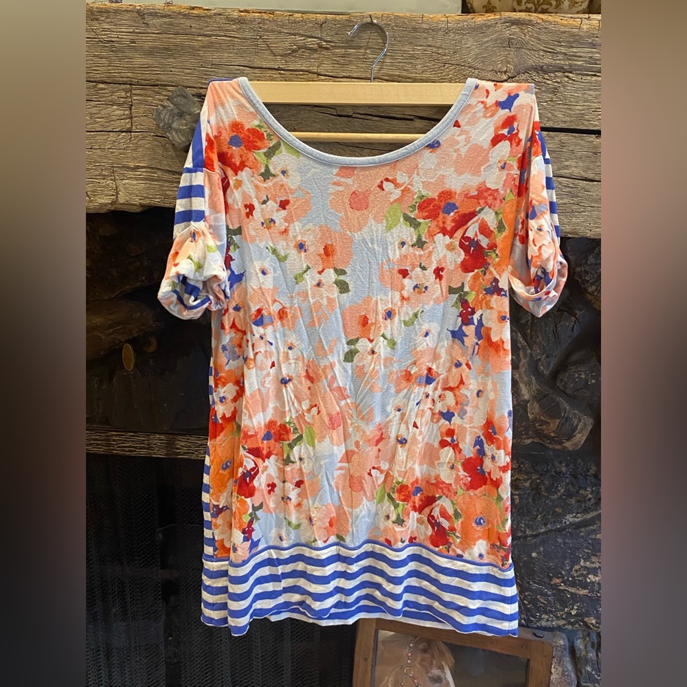 Matilda Jane fancy t-shirt! Ballet back, cuffed sleeves, thick material